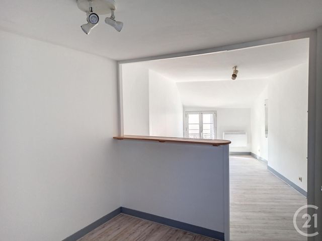 Appartement Studio à louer - 1 pièce - 22 m2 - Romorantin Lanthenay - 41 - CENTRE