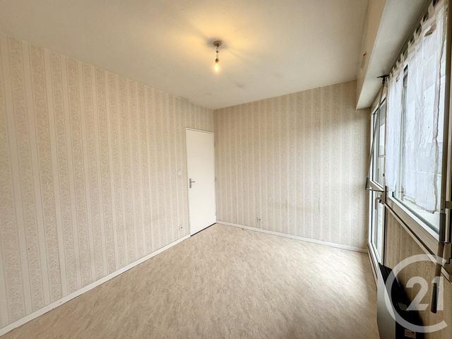 Appartement F2 à vendre - 2 pièces - 49 m2 - Romorantin Lanthenay - 41 - CENTRE