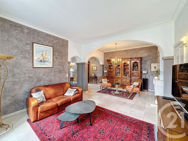 Maison à vendre - 8 pièces - 243,84 m2 - Chabris - 36 - CENTRE