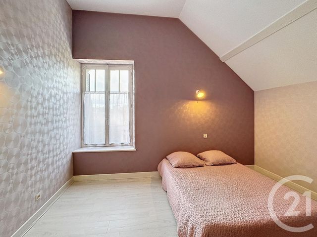 Maison à vendre - 8 pièces - 243,84 m2 - Chabris - 36 - CENTRE