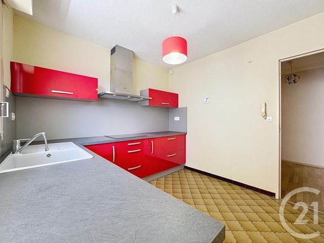 Appartement F3 à vendre - 3 pièces - 83,88 m2 - Romorantin Lanthenay - 41 - CENTRE