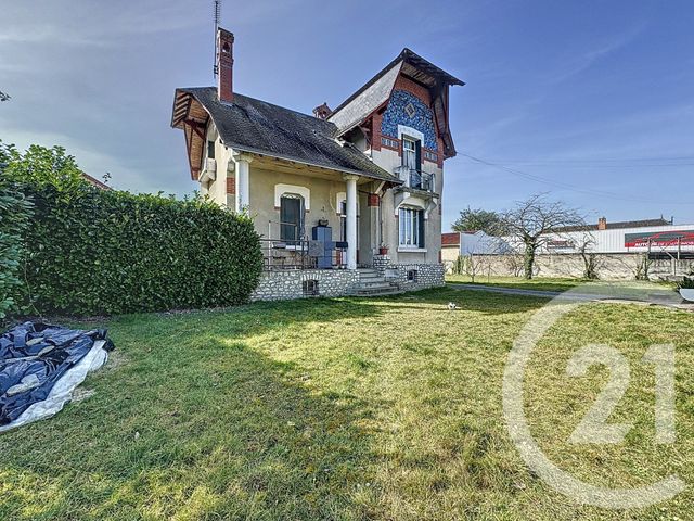 Maison à vendre - 5 pièces - 118,29 m2 - Romorantin Lanthenay - 41 - CENTRE