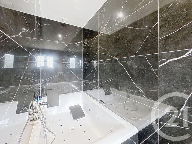 Maison à vendre - 8 pièces - 207,30 m2 - Romorantin Lanthenay - 41 - CENTRE