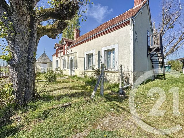 Maison à vendre - 4 pièces - 75,67 m2 - Dun Le Poelier - 36 - CENTRE