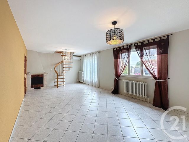 Maison à vendre - 6 pièces - 117 m2 - Chabris - 36 - CENTRE