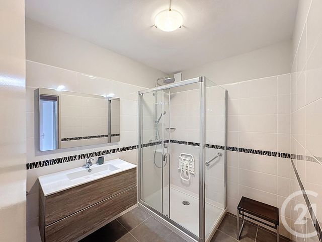 Appartement F3 à louer - 3 pièces - 82 m2 - Romorantin Lanthenay - 41 - CENTRE