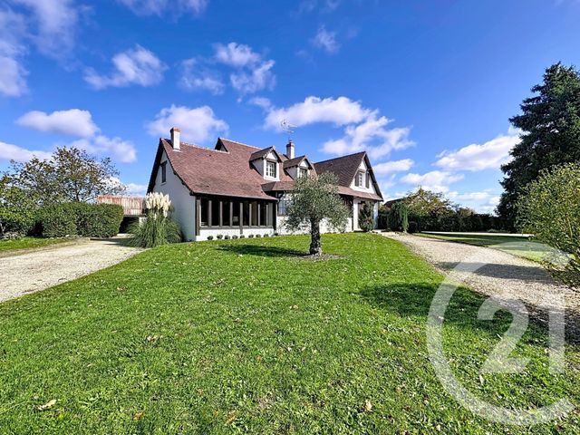 Maison à vendre - 7 pièces - 234,92 m2 - 41 - CENTRE