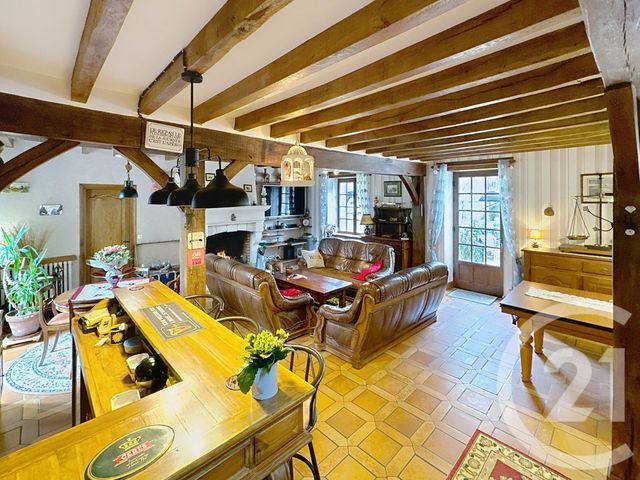 Maison à vendre - 7 pièces - 214 m2 - Neuvy Sur Barangeon - 18 - CENTRE