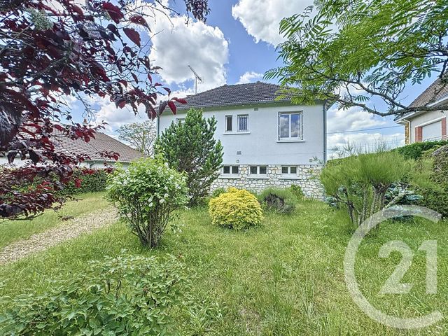 Maison à vendre - 4 pièces - 99,70 m2 - Selles St Denis - 41 - CENTRE