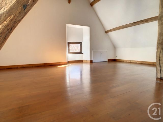 Maison à louer - 4 pièces - 115 m2 - Nancay - 18 - CENTRE