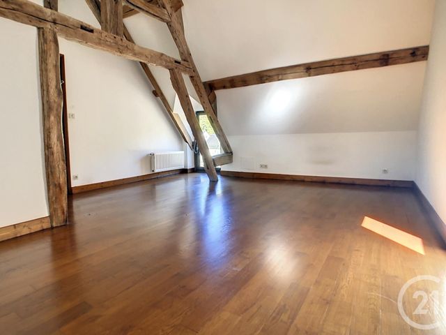 Maison à louer - 4 pièces - 115 m2 - Nancay - 18 - CENTRE