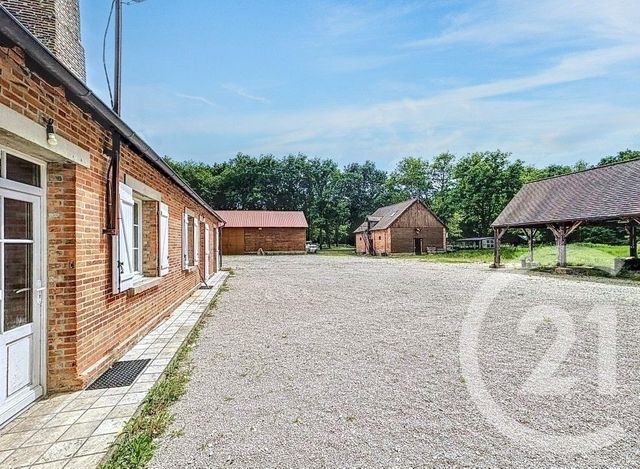 Maison à vendre - 15 pièces - 235 m2 - 41 - CENTRE