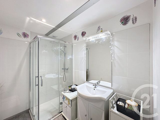 Maison à vendre - 6 pièces - 211,10 m2 - Selles St Denis - 41 - CENTRE