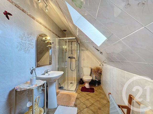 Maison à vendre - 6 pièces - 211,10 m2 - Selles St Denis - 41 - CENTRE