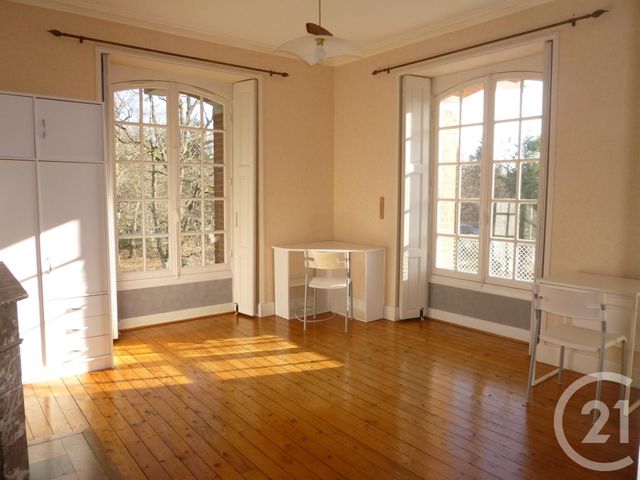 Appartement F1 à louer - 1 pièce - 23 m2 - Salbris - 41 - CENTRE