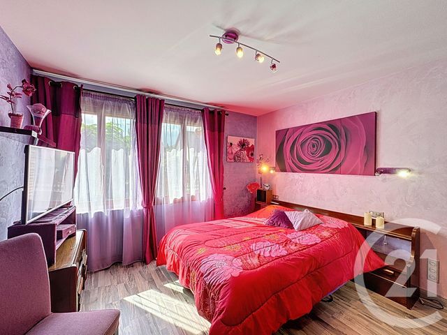 Maison à vendre - 7 pièces - 118,18 m2 - Neuvy Sur Barangeon - 18 - CENTRE