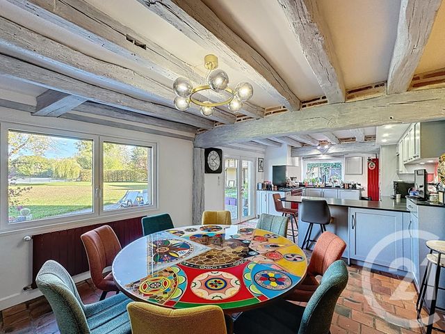 Maison à vendre - 24 pièces - 869,70 m2 - 18 - CENTRE