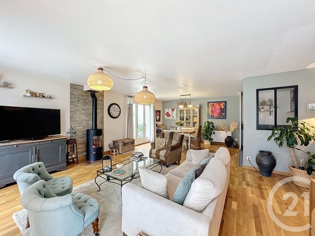 Maison à vendre - 7 pièces - 155,65 m2 - Nouan Le Fuzelier - 41 - CENTRE