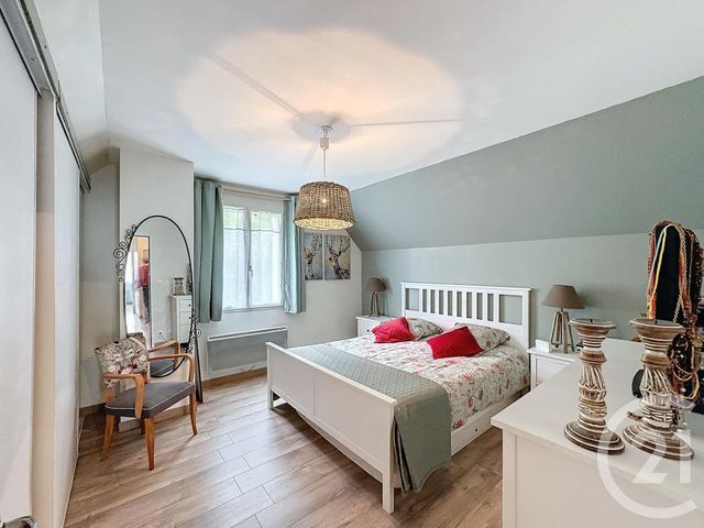 Maison à vendre - 7 pièces - 155,65 m2 - Nouan Le Fuzelier - 41 - CENTRE