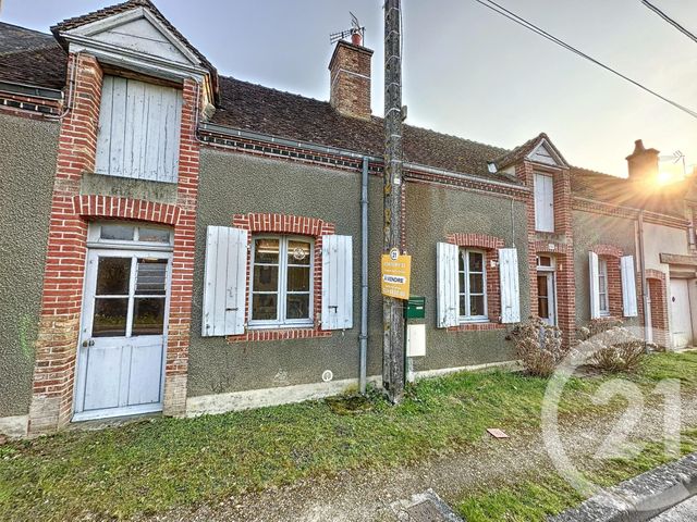 Maison à vendre - 3 pièces - 70 m2 - Clemont - 18 - CENTRE