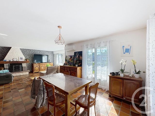 Maison à vendre - 6 pièces - 196 m2 - Neung Sur Beuvron - 41 - CENTRE